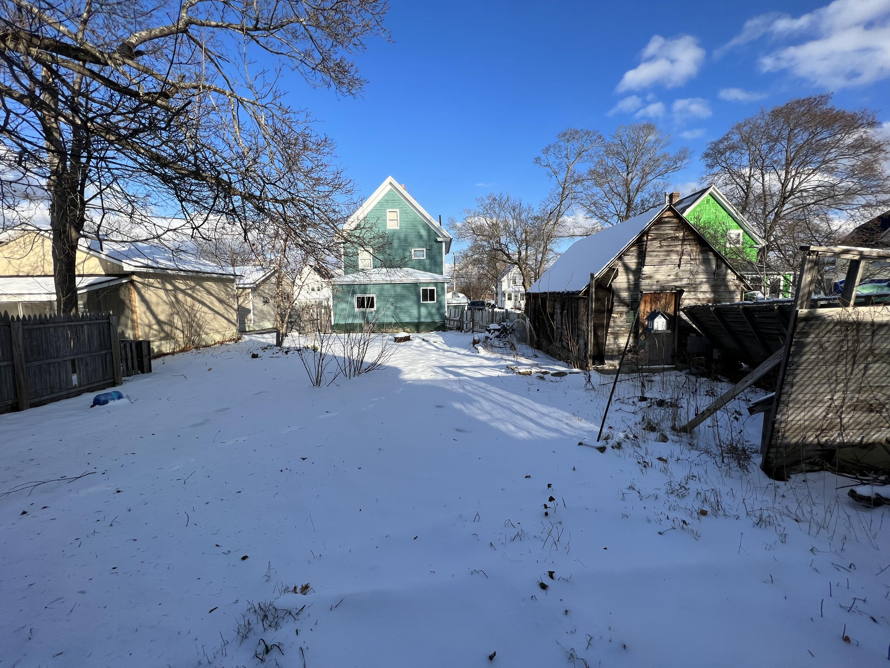 126 Lincoln Street Millinocket, ME 04462 - Photo 3 of 33 B34BF59C-74FA-4F4F-ABAD-72B1F5EE0E69