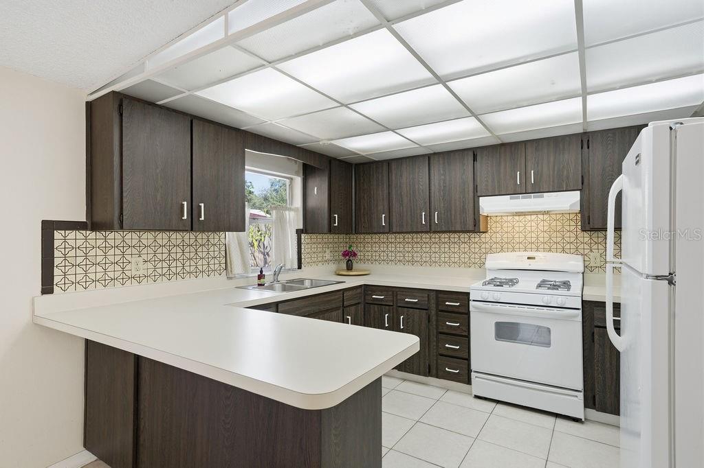 2105 West Barclay Road Tampa, FL 33612 - Photo 22 of 63