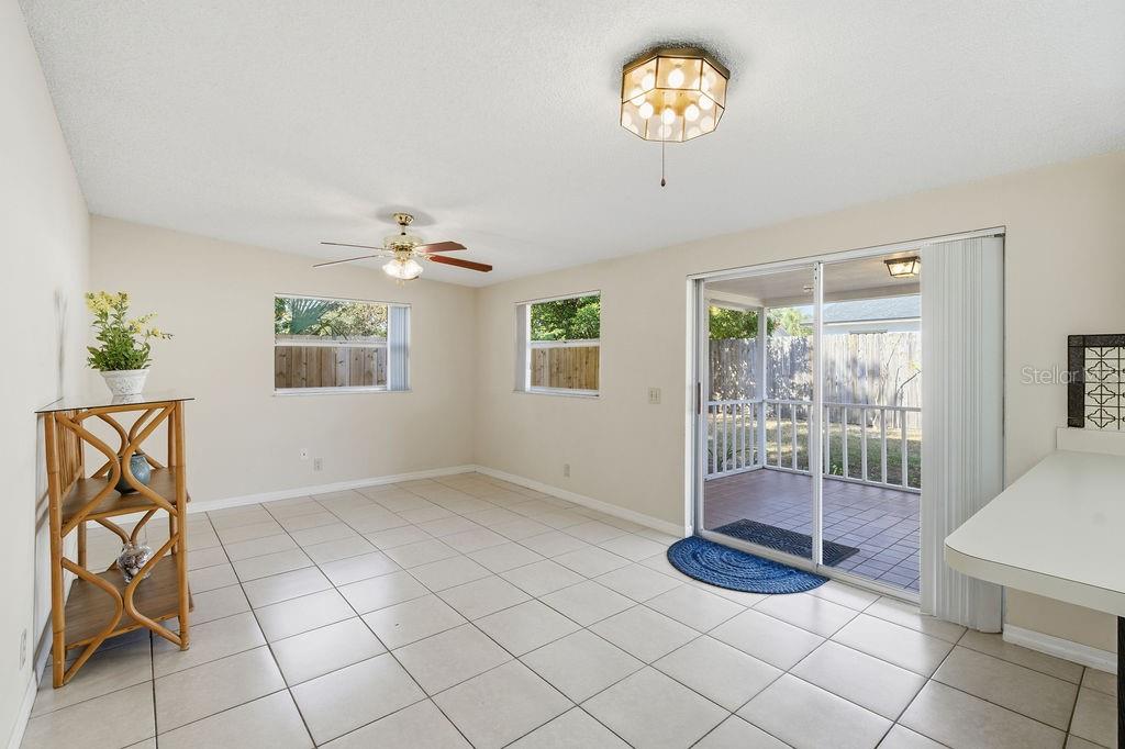 2105 West Barclay Road Tampa, FL 33612 - Photo 29 of 63