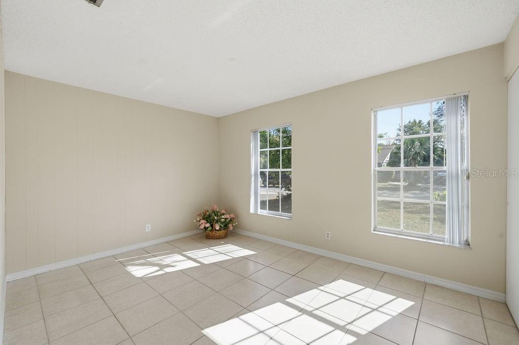 2105 West Barclay Road Tampa, FL 33612 - Photo 42 of 63