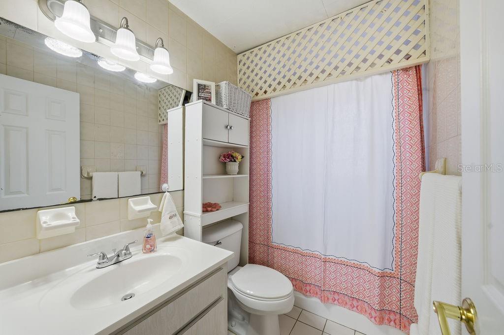 2105 West Barclay Road Tampa, FL 33612 - Photo 55 of 63