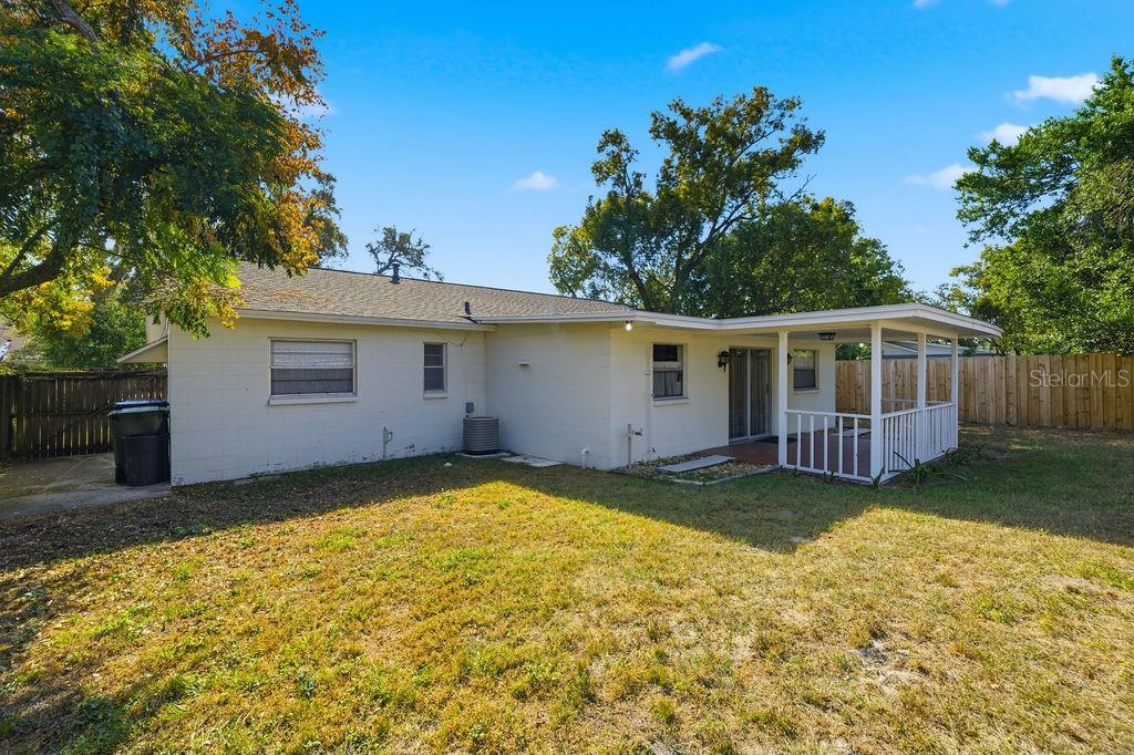 2105 West Barclay Road Tampa, FL 33612 - Photo 57 of 63