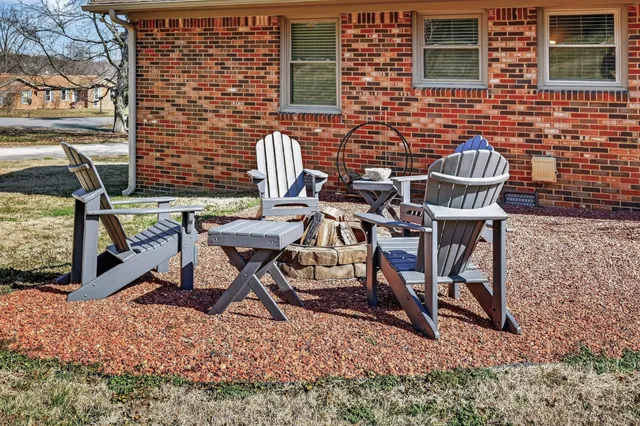 $329,000 | 1886 Wellsbrook Drive, Fayetteville, TN 37334