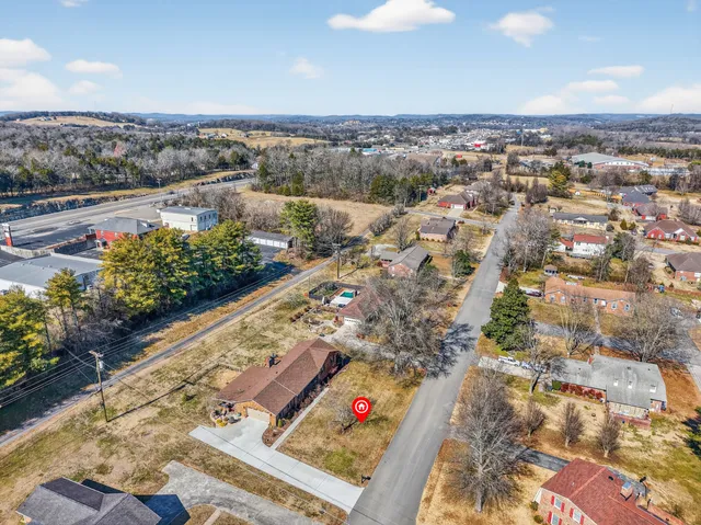 $329,000 | 1886 Wellsbrook Drive, Fayetteville, TN 37334