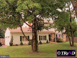 901 Roberts Road Warminster, PA 18974 - Photo 1 of 1 Gallery Image 1