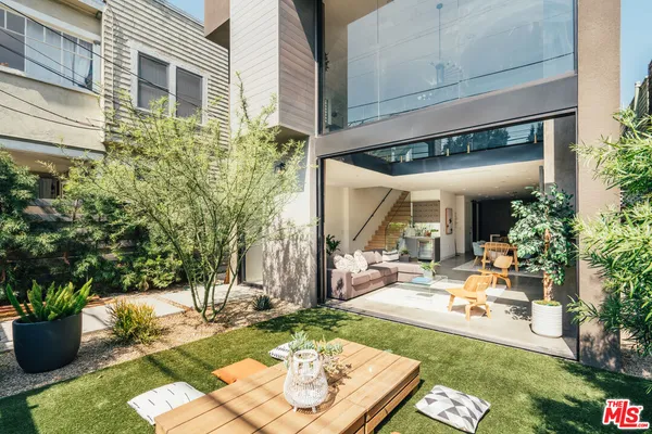 $4,295,000 | 213 Horizon Avenue, Venice, CA 90291