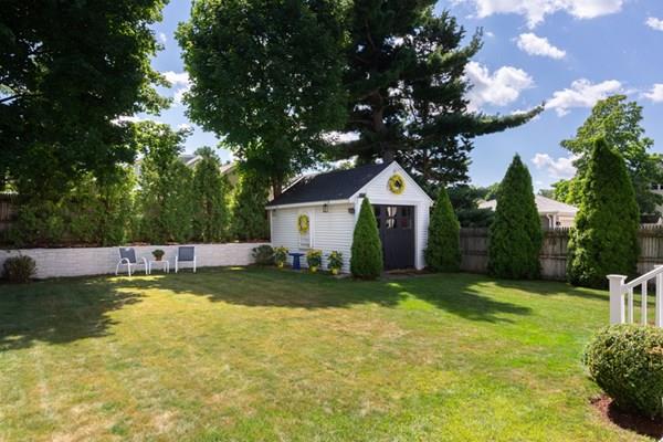 182 Holbrook Road Quincy, MA 02171 - Photo 6 of 24 Gallery Image 6