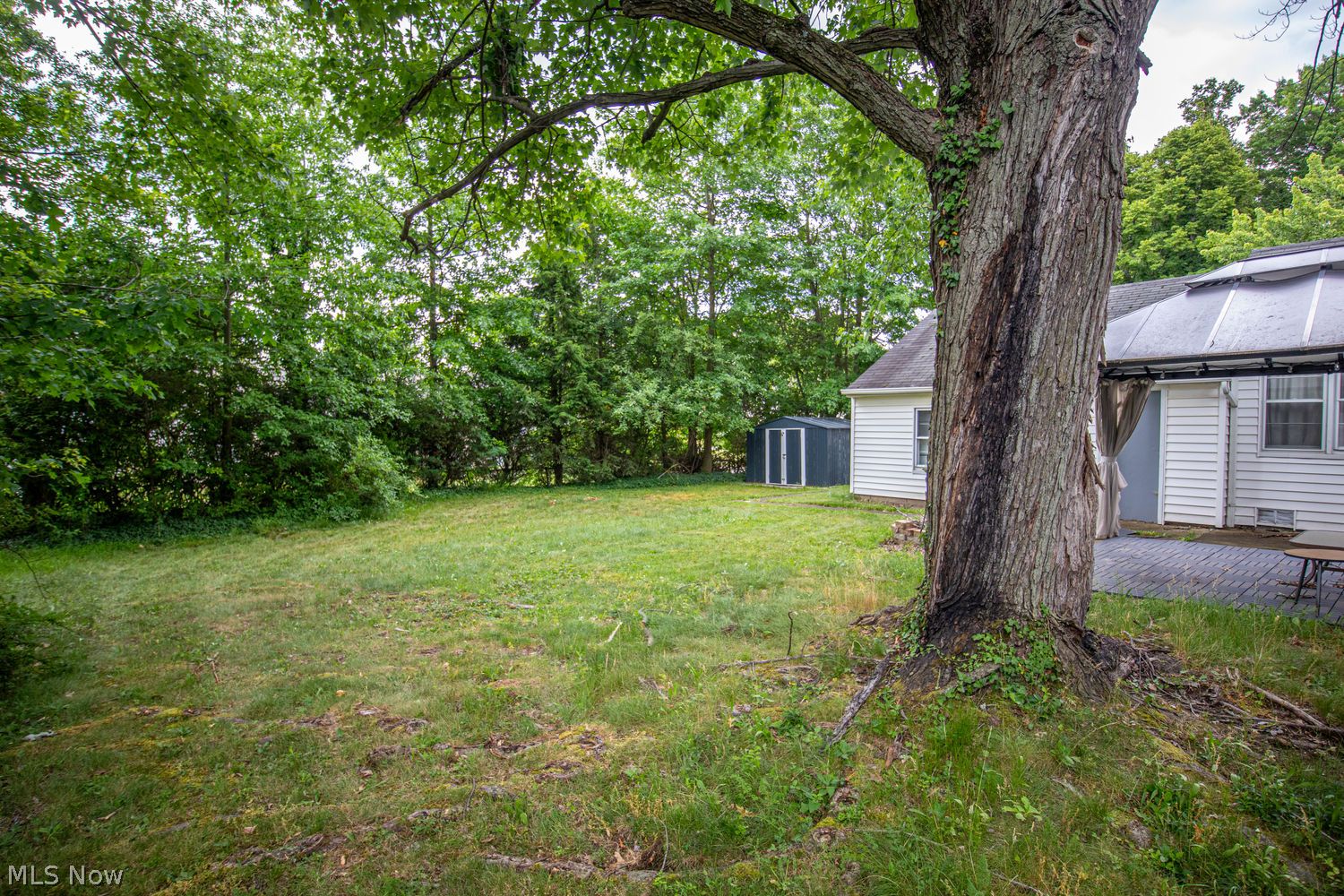 1107 Brandon Road Cleveland, OH 44112 - Photo 25 of 38