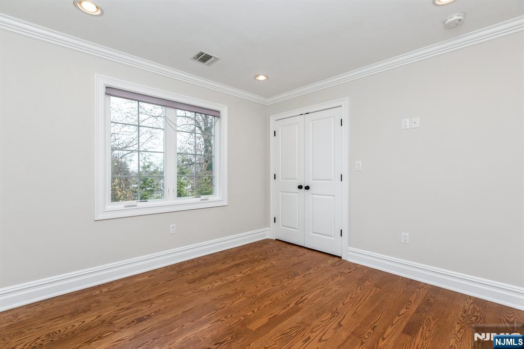 15 Woodland Road Cresskill, NJ 07626 - Photo 21 of 34