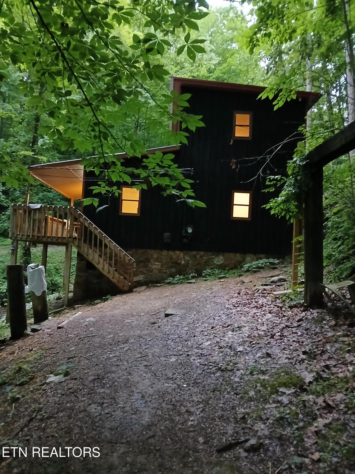 469 Brownlo Road Sneedville, TN 37869 - Photo 24 of 58 20260522_202119