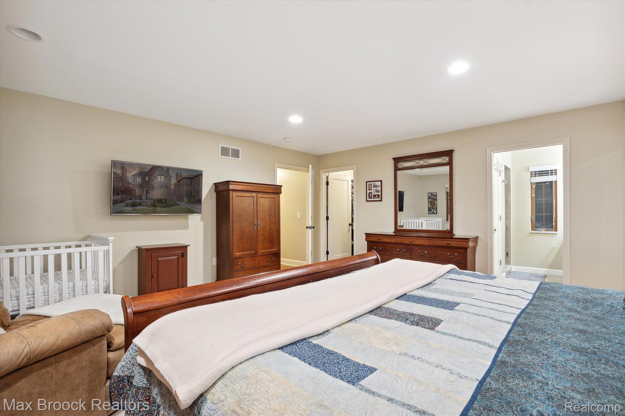 269 Moran Road Grosse Pointe, MI 48236 - Photo 37 of 58