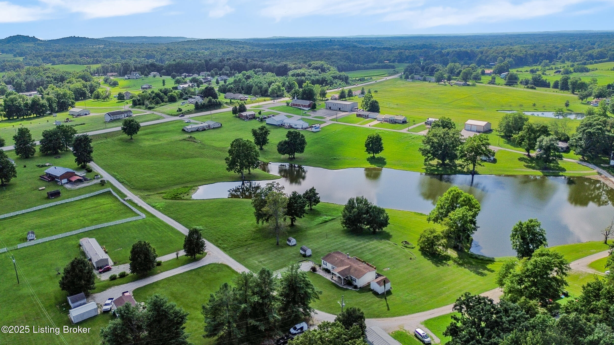 367 Allen Lake Road Brandenburg, KY 40108 - Photo 47 of 66 005_lme4