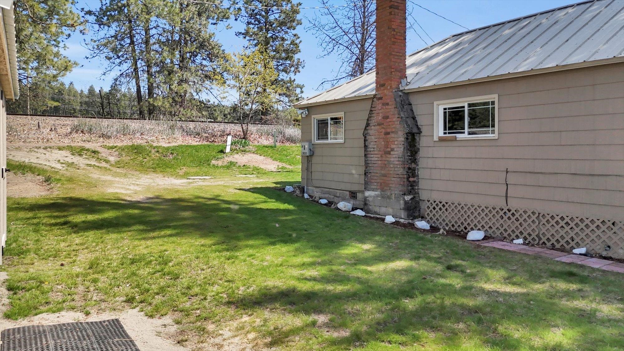 40630 Robbins Road Loon Lake, WA 99148 - Photo 30 of 39 Gallery Image 30