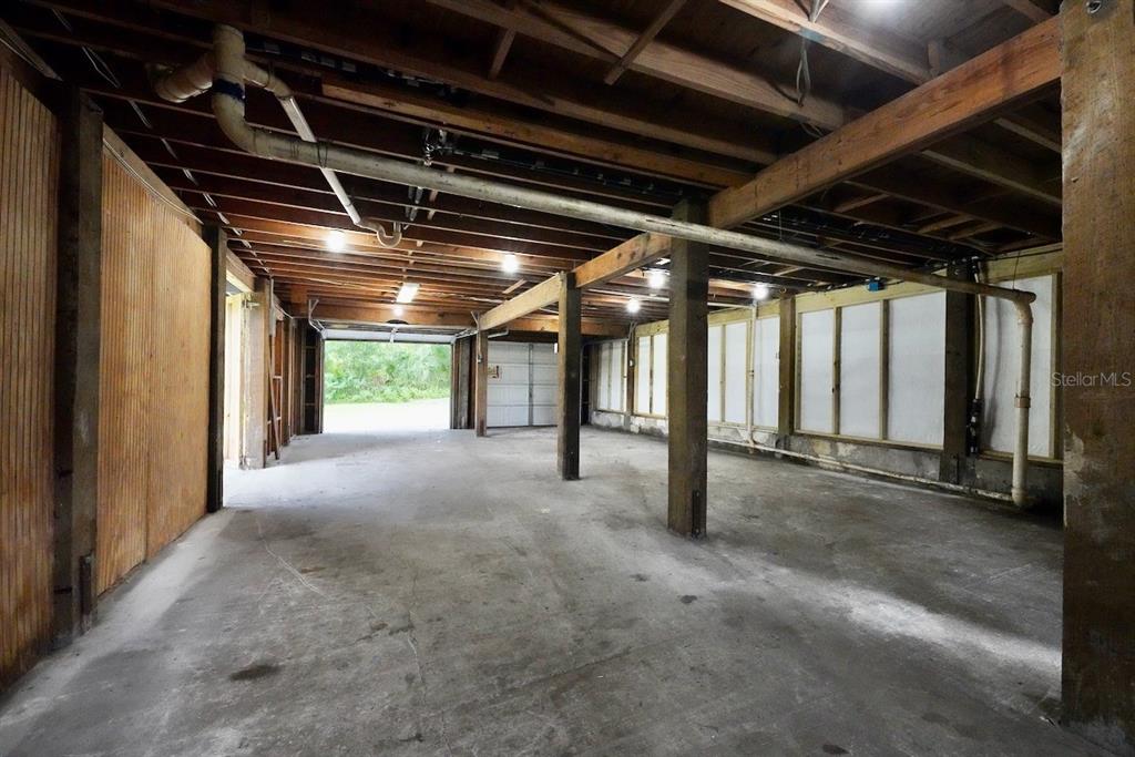 10210 Davis Road Tampa, FL 33637 - Photo 19 of 34 Gallery Image 19