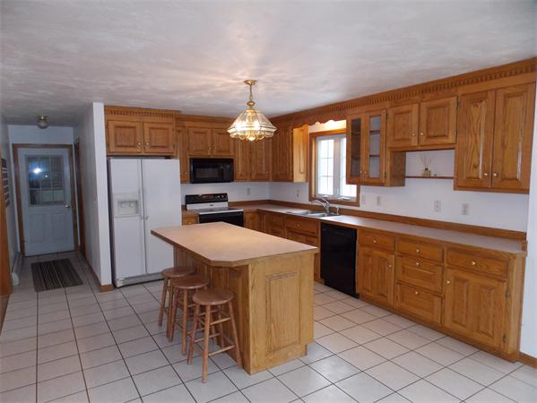 3 Pillsbury Road Ashby, MA 01431 - Photo 4 of 29 Gallery Image 4