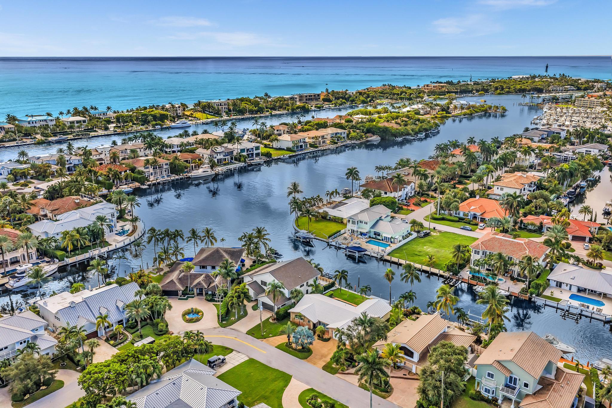 2888 Northeast 33rd Street Lighthouse Point, FL 33064 - Photo 104 of 129 DJI_20250911103748_0016_D