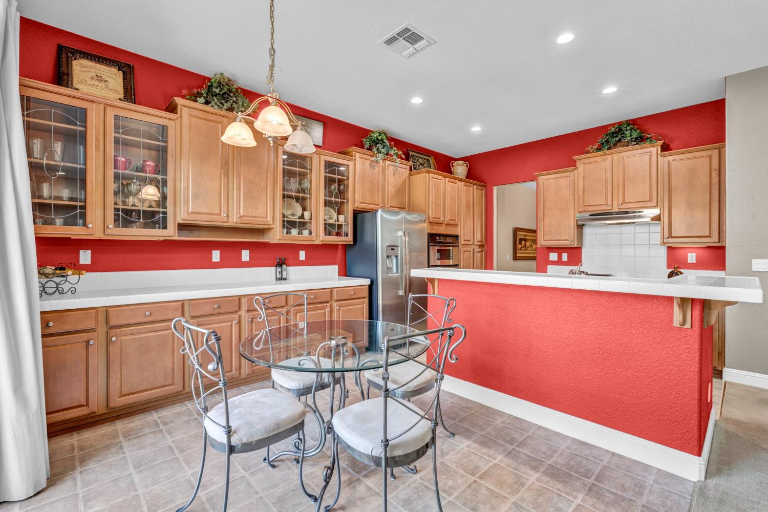 2202 Acorn Ridge Court Folsom, CA 95630 - Photo 14 of 36 Gallery Image 14
