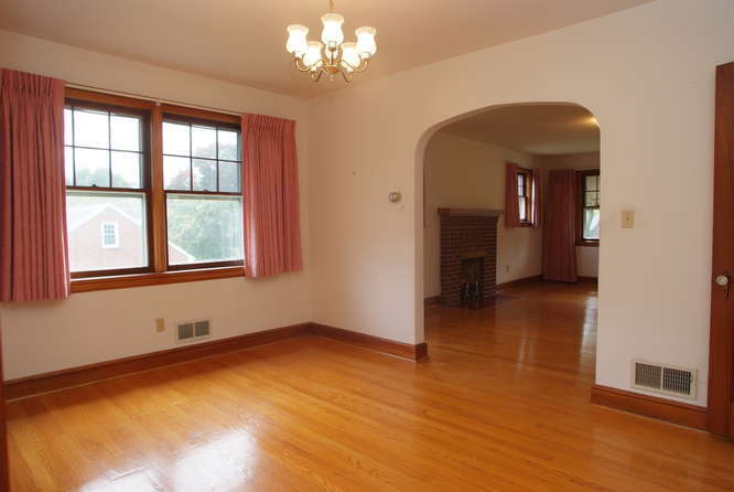 1023 Persinger Road Southwest Roanoke, VA 24015 - Photo 18 of 45 1023_Persinger_Road_SW_Roanoke-small-009