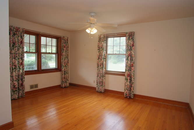 1023 Persinger Road Southwest Roanoke, VA 24015 - Photo 27 of 45 1023_Persinger_Road_SW_Roanoke-small-018