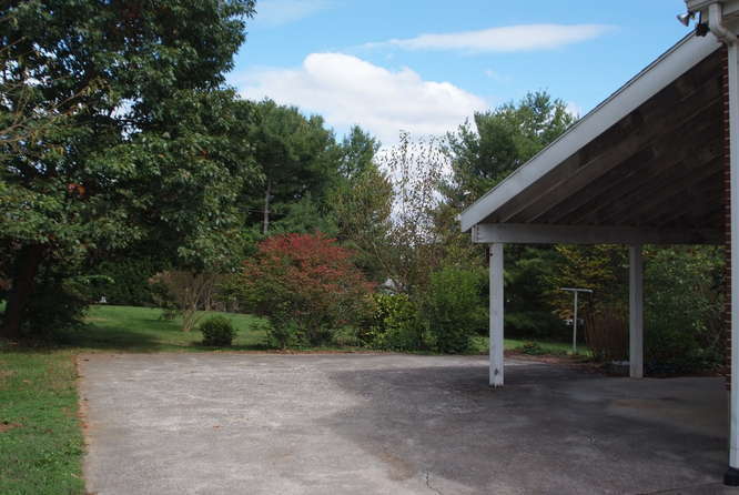 1023 Persinger Road Southwest Roanoke, VA 24015 - Photo 36 of 45 1023_Persinger_Road_SW_Roanoke-small-028