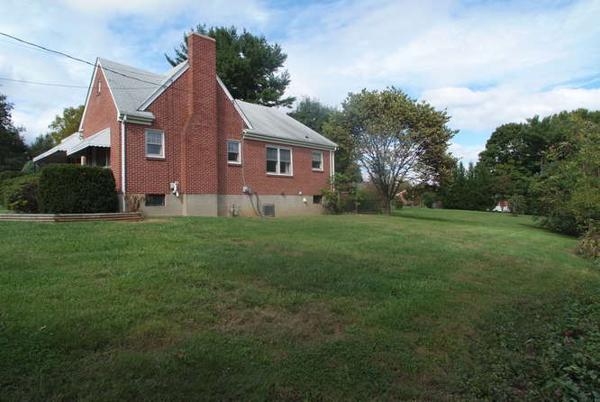 1023 Persinger Road Southwest Roanoke, VA 24015 - Photo 44 of 45 1023_Persinger_Road_SW_Roanoke-small-036