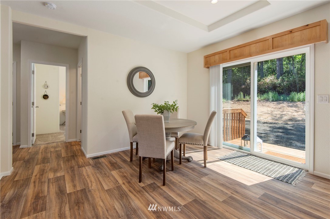 4400 East Rasor Road Belfair, WA 98528 - Photo 11 of 34 Gallery Image 11