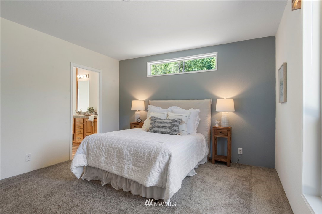 4400 East Rasor Road Belfair, WA 98528 - Photo 13 of 34 Gallery Image 13