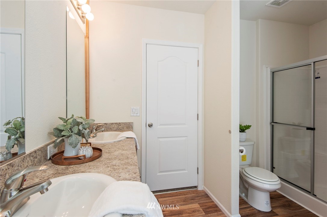 4400 East Rasor Road Belfair, WA 98528 - Photo 16 of 34 Gallery Image 16