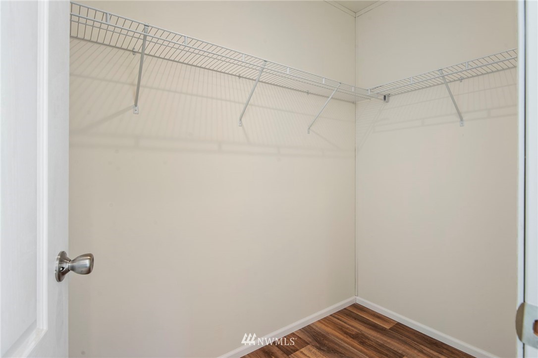 4400 East Rasor Road Belfair, WA 98528 - Photo 17 of 34 Gallery Image 17
