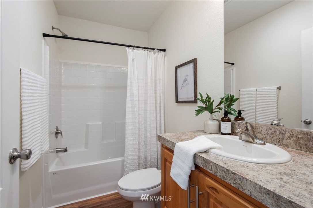 4400 East Rasor Road Belfair, WA 98528 - Photo 20 of 34 Gallery Image 20