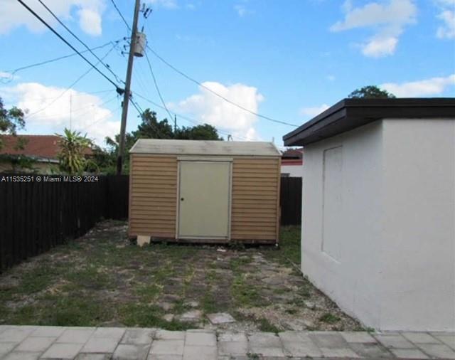 6111 Southwest 39th Street Miramar, FL 33023 - Photo 7 of 8 a view of a garage
