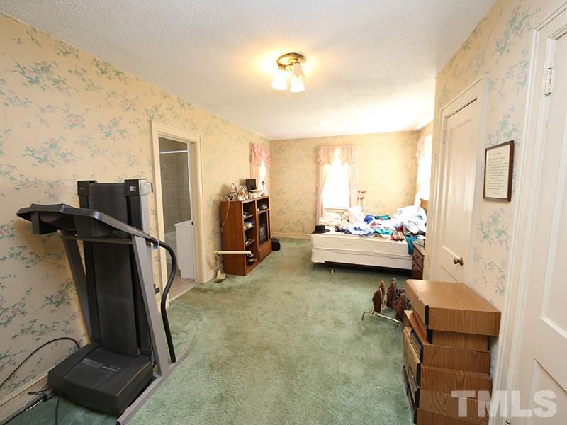 304 Furches Street Raleigh, NC 27607 - Photo 7 of 16