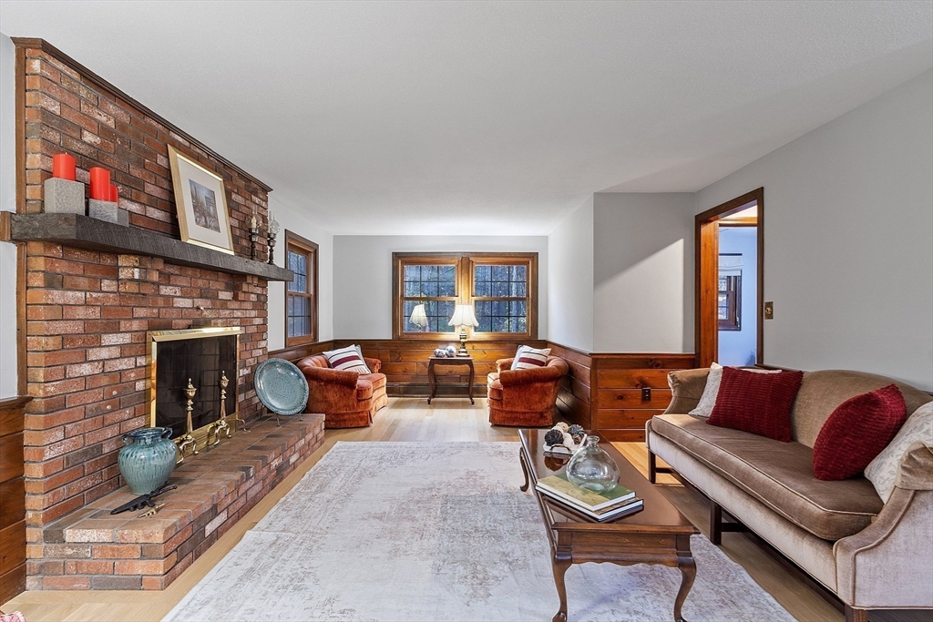 114 Stonecleave Road North Andover, MA 01845 - Photo 14 of 35 Gallery Image 14