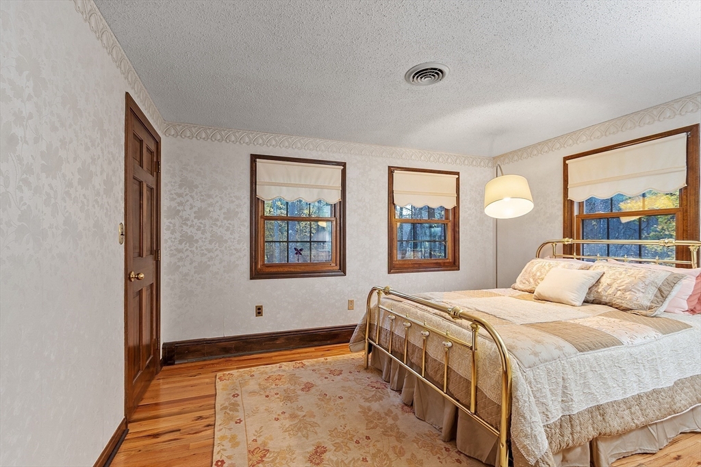 114 Stonecleave Road North Andover, MA 01845 - Photo 24 of 35 Gallery Image 24