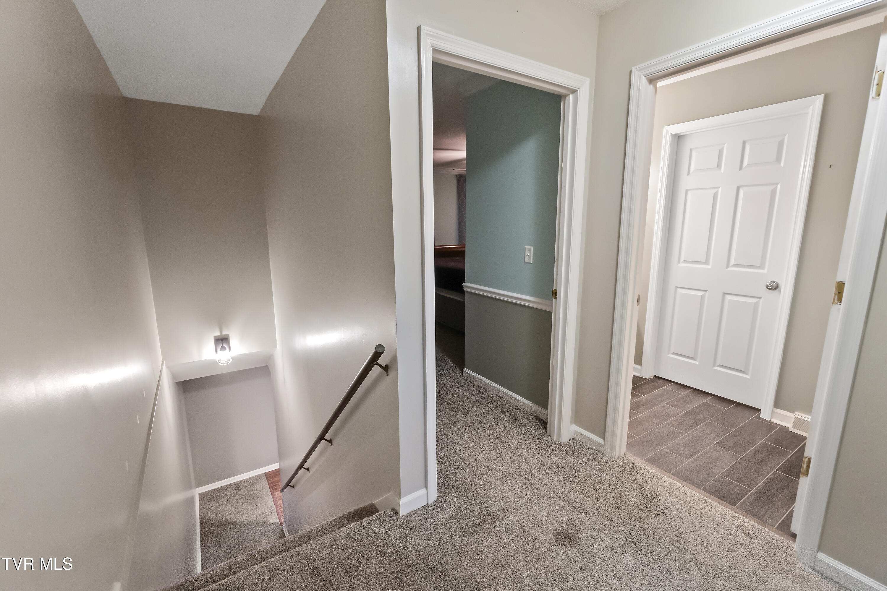 1147 Timbers East, Unit 1 Greeneville, TN 37745 - Photo 13 of 39 DSC06656