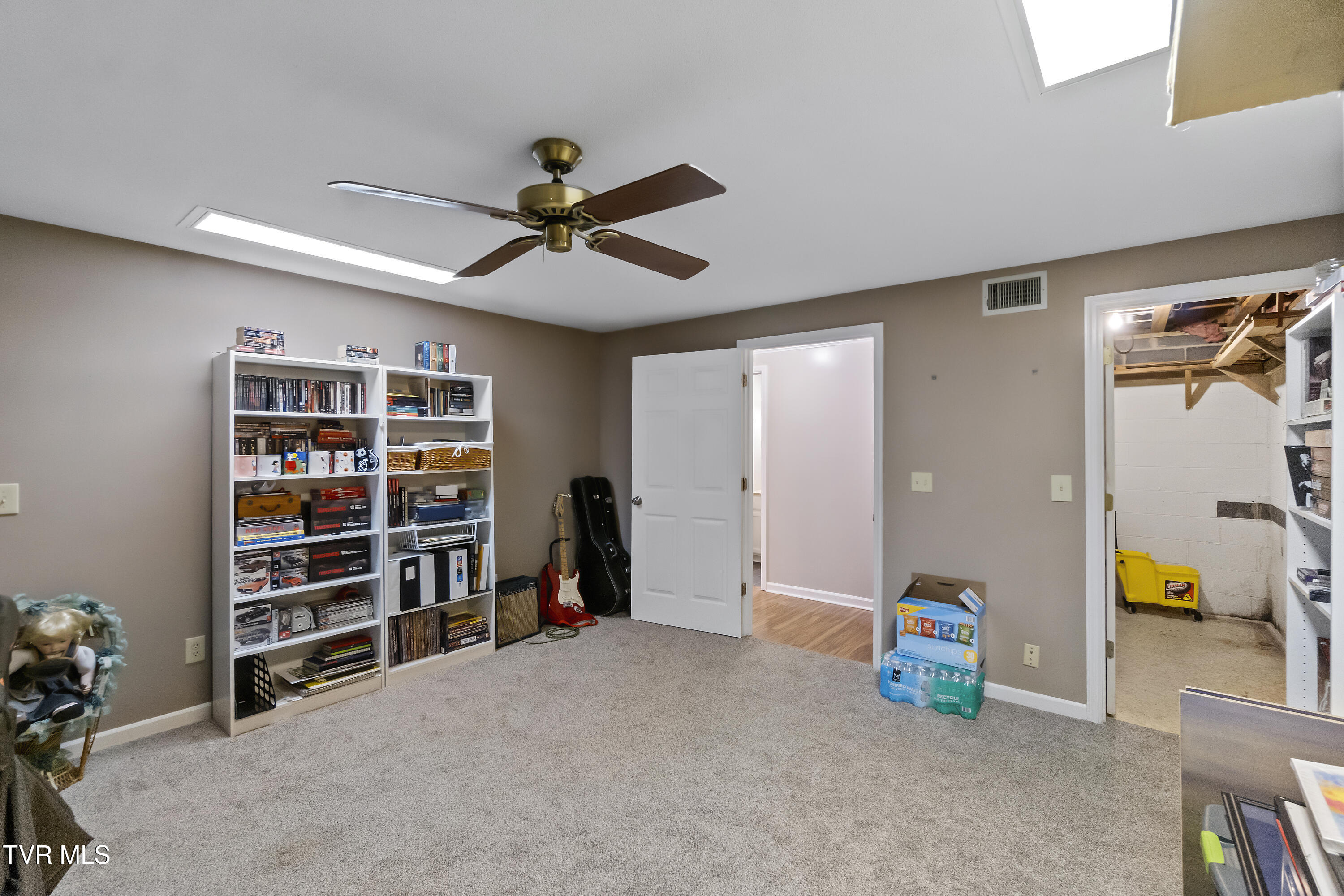 1147 Timbers East, Unit 1 Greeneville, TN 37745 - Photo 30 of 39 DSC06590