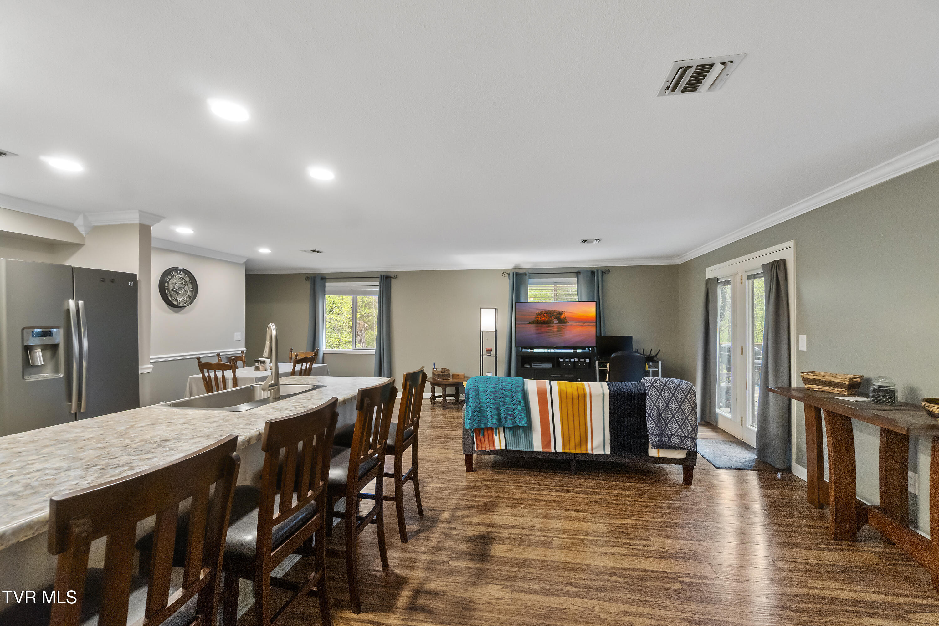 1147 Timbers East, Unit 1 Greeneville, TN 37745 - Photo 5 of 39 DSC06563