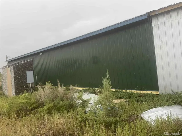 a view of outdoor space