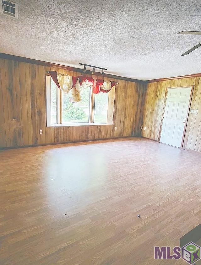 5908 Groom Road Baker, LA 70714 - Photo 7 of 13 Gallery Image 7
