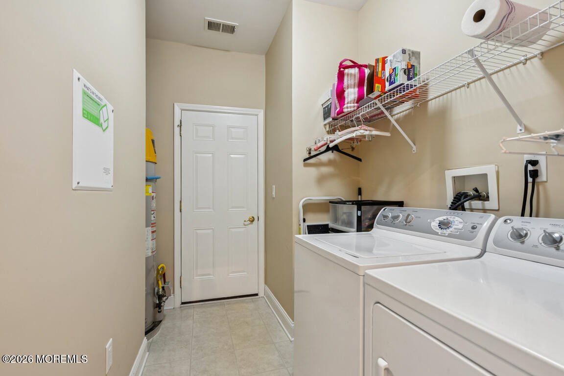 101 Nottingham Way Jackson, NJ 08527 - Photo 22 of 31 a utility room with dryer and washer