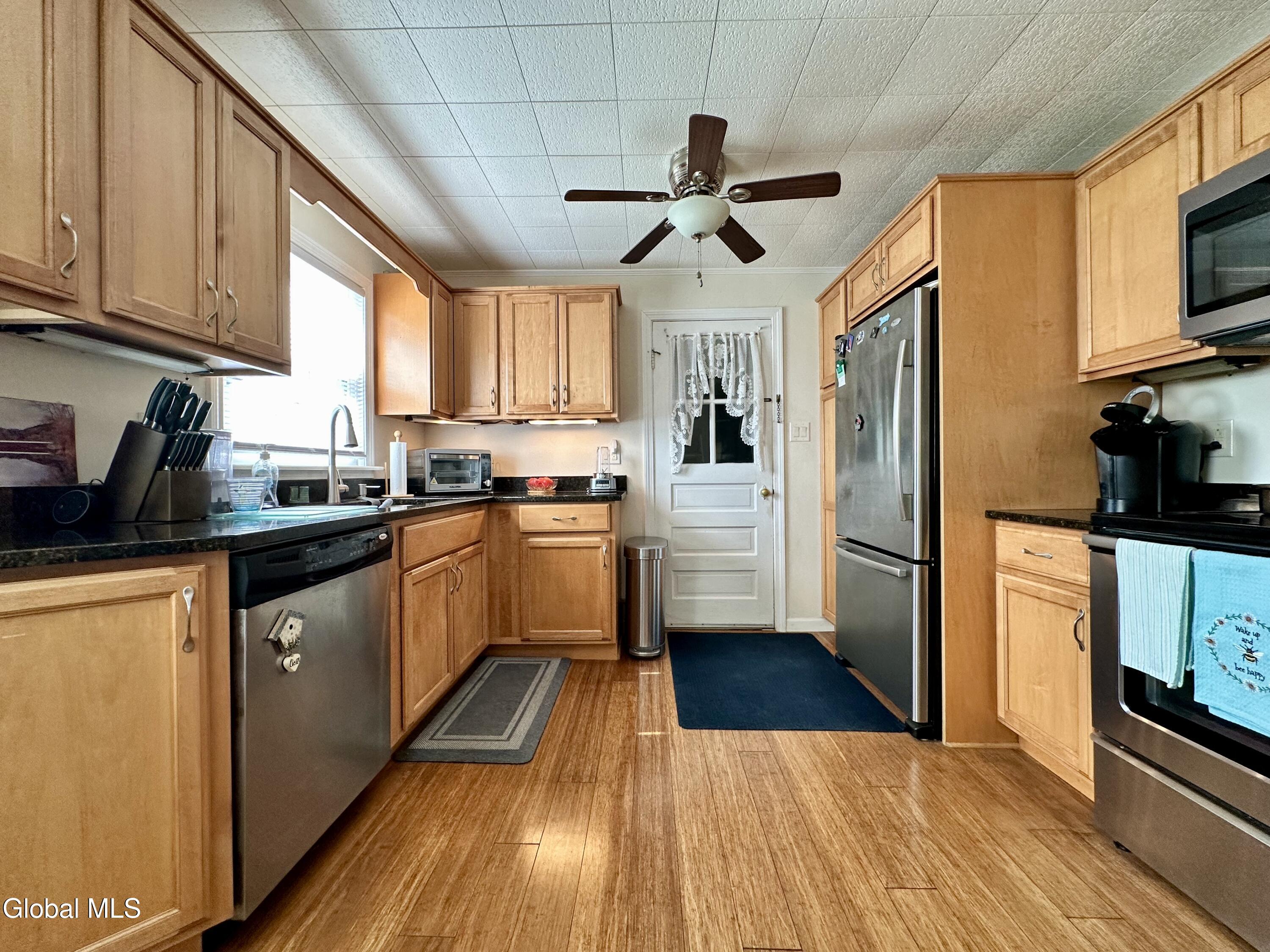 1043 Bill Road Schenectady, NY 12303 - Photo 6 of 37 6B477F72-052E-41A5-B5AB-60385C5D3166_1_2