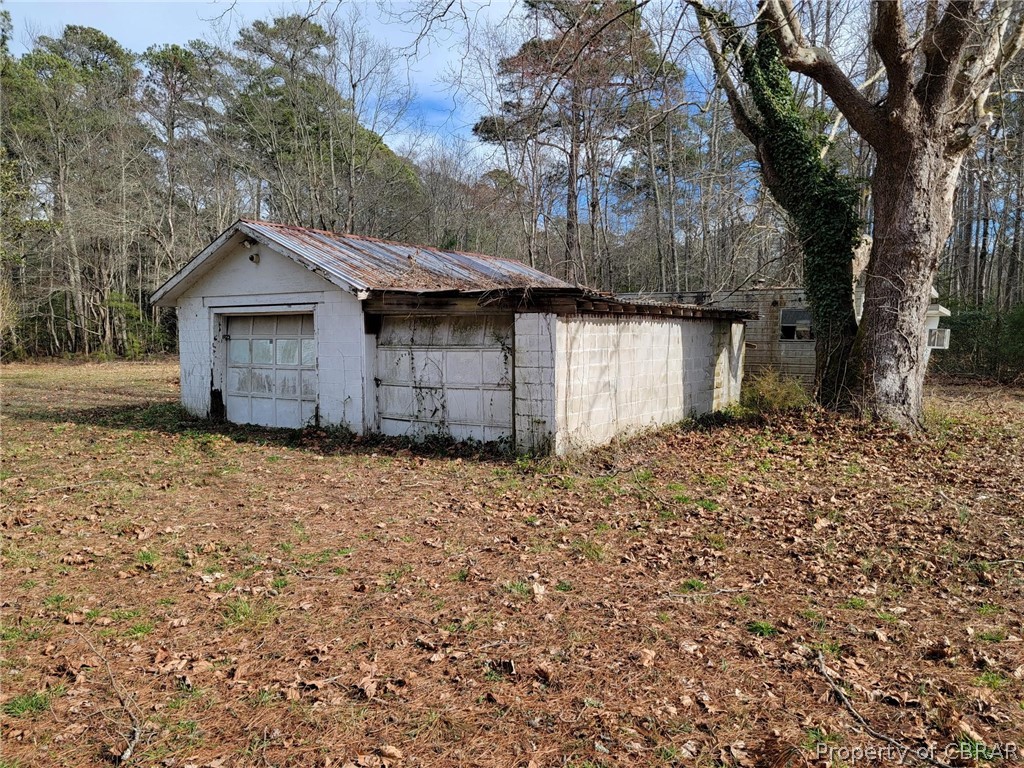 9072 Guinea Road Hayes, VA 23072 - Photo 3 of 21 Gallery Image 3