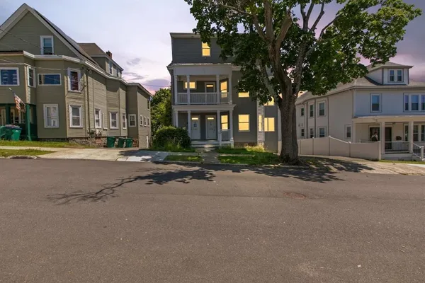 $999,900 | 87 Bellevue Road, Lynn, MA 01904