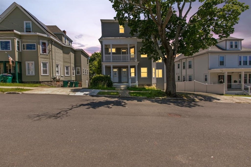 87 Bellevue Road Lynn, MA 01904 - Photo 1 of 38