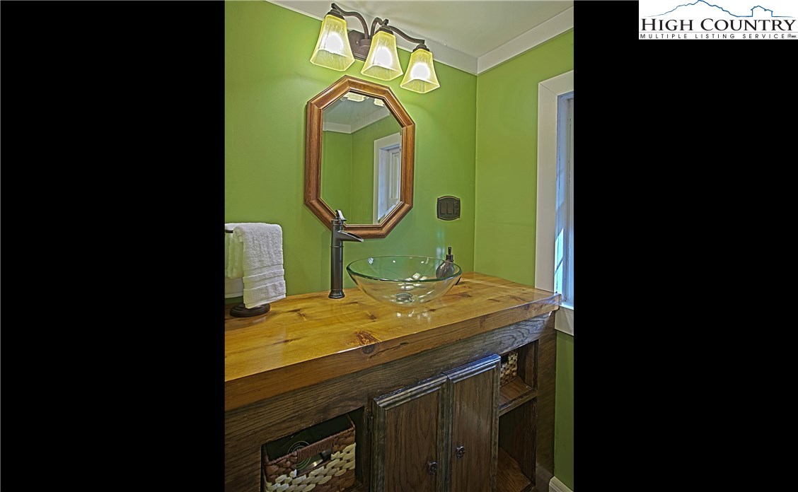 1259 Stoney Fork Road Deep Gap, NC 28618 - Photo 9 of 15 Gallery Image 9