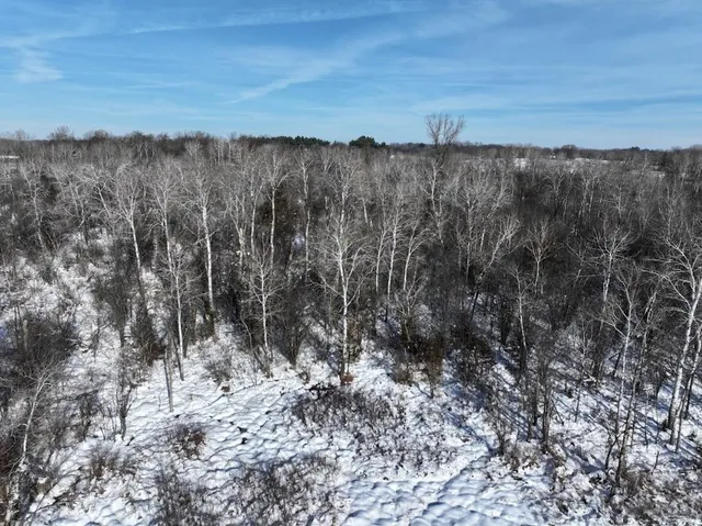 $490,000 | 70 M/l Acres State Road 20, East Troy, WI 53120