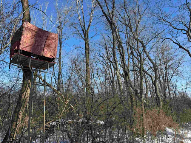 $490,000 | 70 M/l Acres State Road 20, East Troy, WI 53120