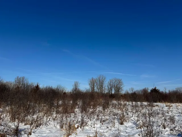 $490,000 | 70 M/l Acres State Road 20, East Troy, WI 53120