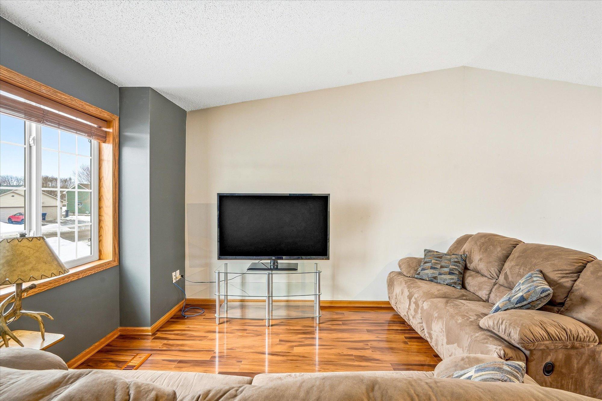 9072 Farmstead Avenue Monticello, MN 55362 - Photo 13 of 27