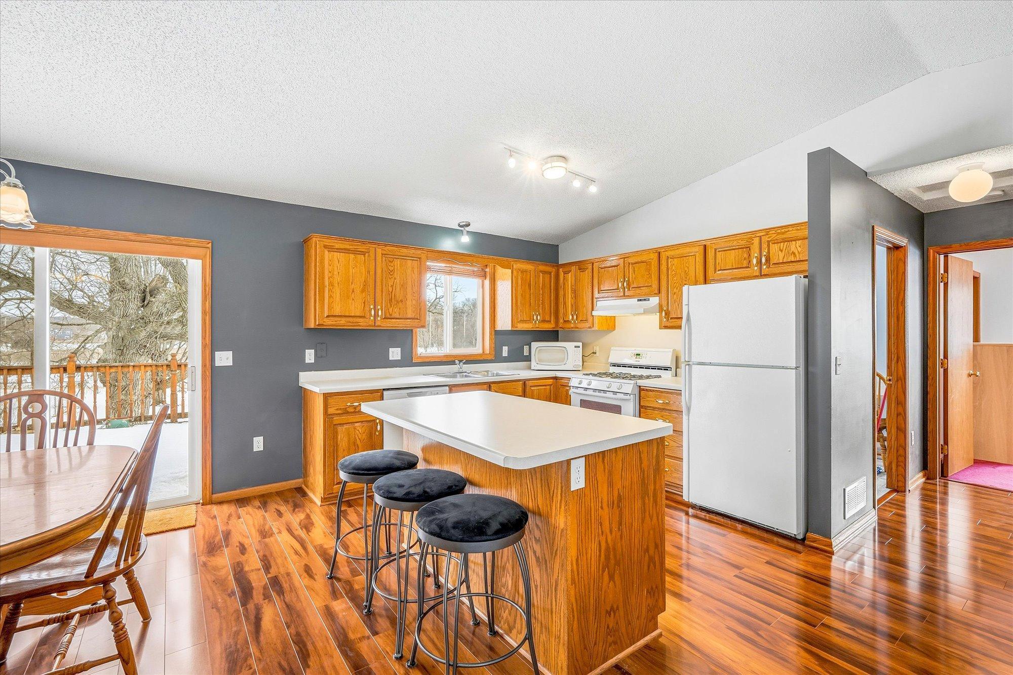 9072 Farmstead Avenue Monticello, MN 55362 - Photo 6 of 27